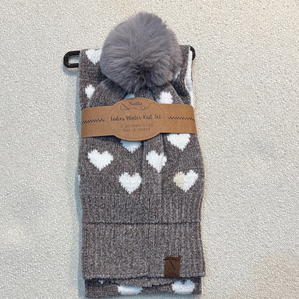 Grey knit chenille hat and scarf set - white hearts